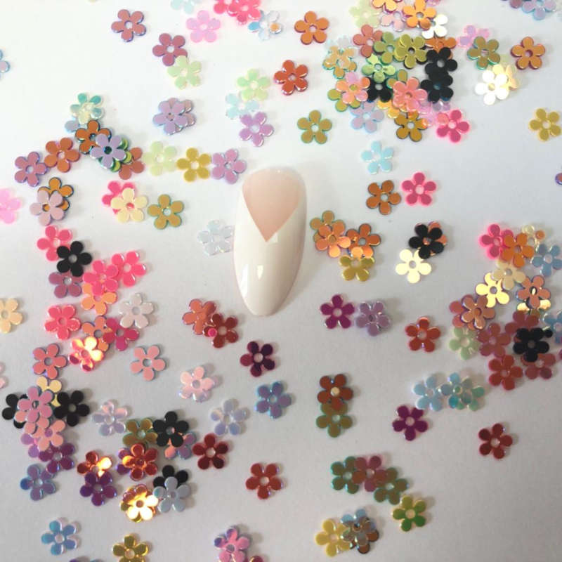 3D Flower Sequins Nail Decoration