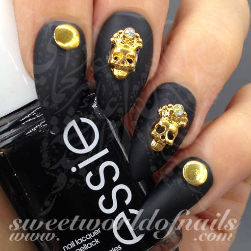 3D Gold Skull Nail Charms Halloween Decoration