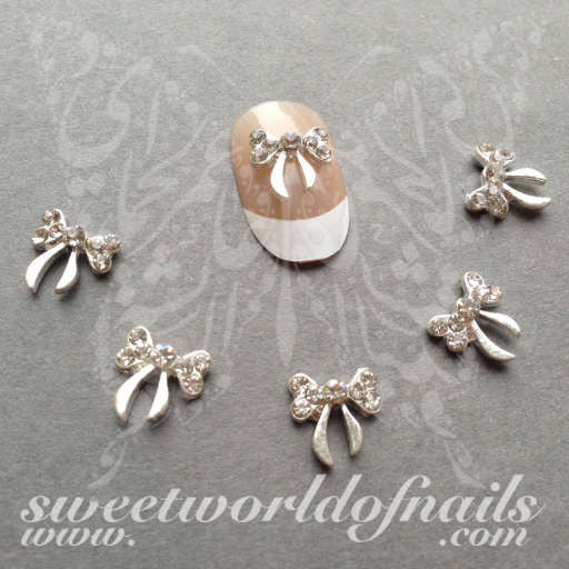 Christmas Nail Art 3D Silver Bow Nail Decoration/ 2pcs